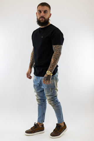 T-Shirt Preta Must Gianni Kavanagh