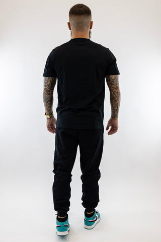 T-Shirt Preta Collage Gianni Kavanagh