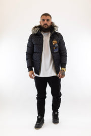 Casaco Preto Pelo Logomania Bear Gianni Kavanagh
