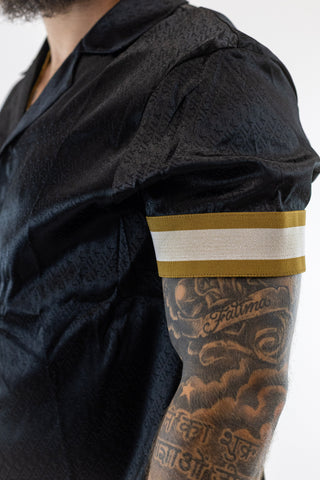 Conjunto Preto e Dourado Sik Silk