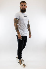 T-Shirt Branca com Elastico British Gianni Kavanagh