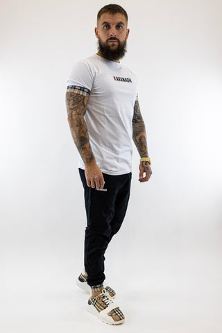 T-Shirt Branca com Elastico British Gianni Kavanagh