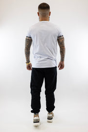 T-Shirt Branca com Elastico British Gianni Kavanagh