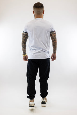 T-Shirt Branca com Elastico British Gianni Kavanagh