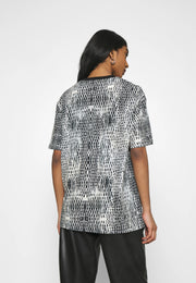 T-shirt KarlKani Small Signature Snake Oversize - White